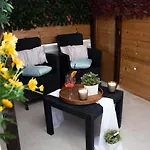 아파트 My Dwelling *